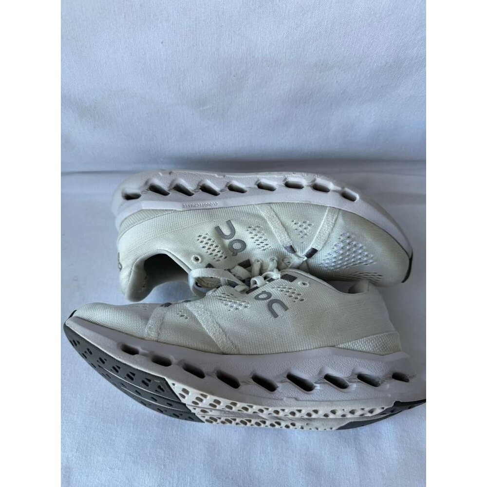 On Cloudsurfer Running Shoes Women's US 6 White Athletic Sneakers - Picture 3 of 9